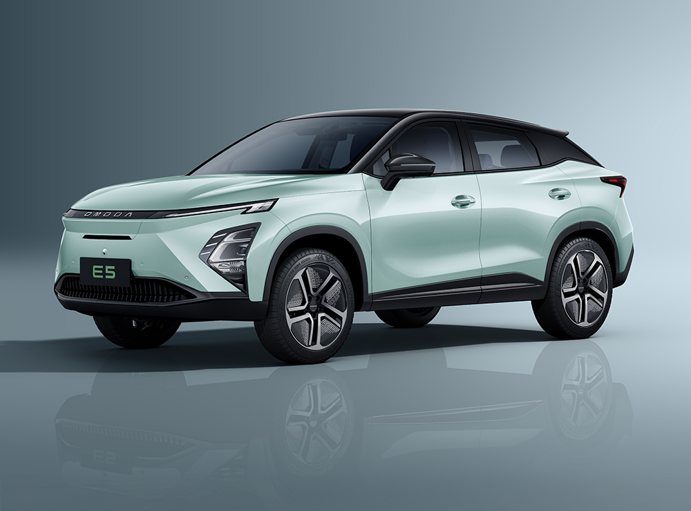 OMODA E5
